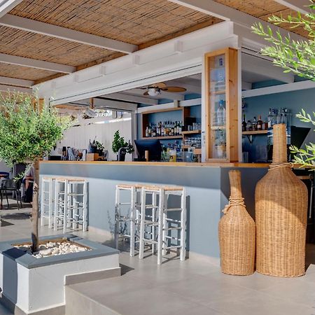 Aegean Paradiso Vacation Club - "Adults Only" Azolimnos Syros Exterior photo