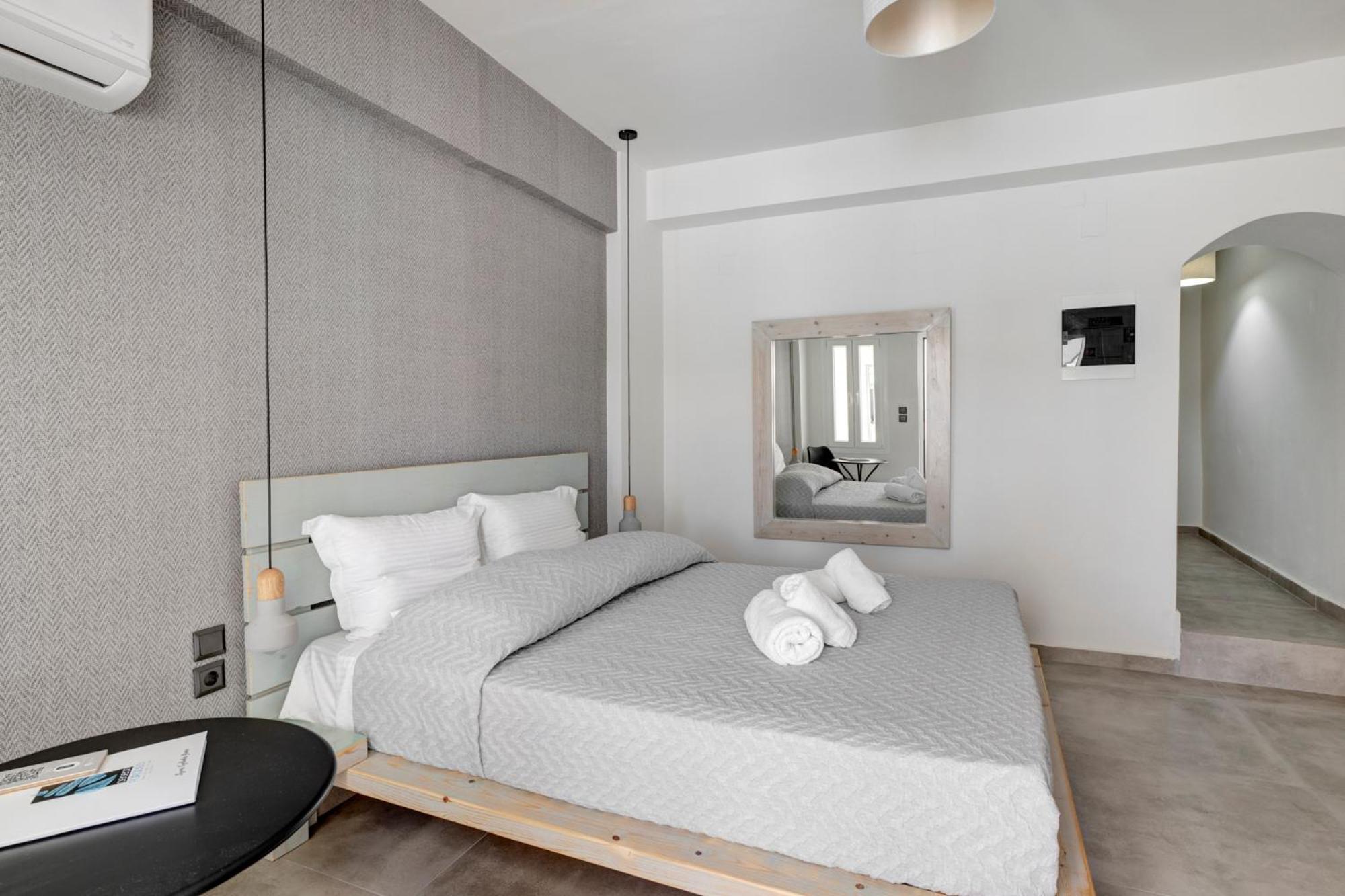 Aegean Paradiso Vacation Club - "Adults Only" Azolimnos Syros Exterior photo